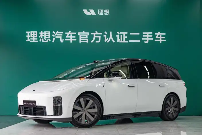 Li Auto i8 2025 Model Standard Edition
