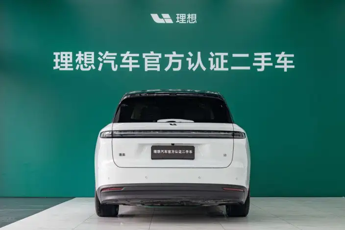 Li Auto i8 2025 Model Standard Edition