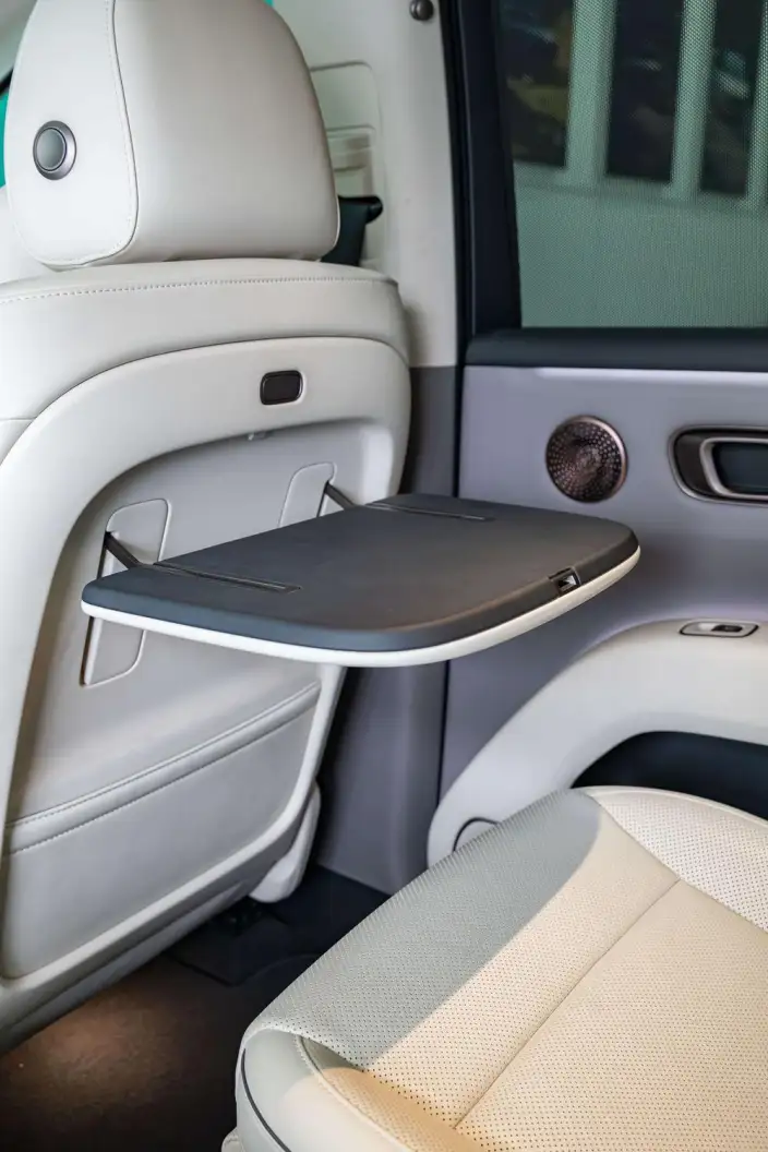 Li Auto i8 2025 Model Standard Edition – фото 7