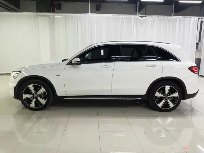 Mercedes-Benz GLC 2022 Model Facelift GLC 300 L 4MATIC Dynamic Model Collector Edition – фото 4