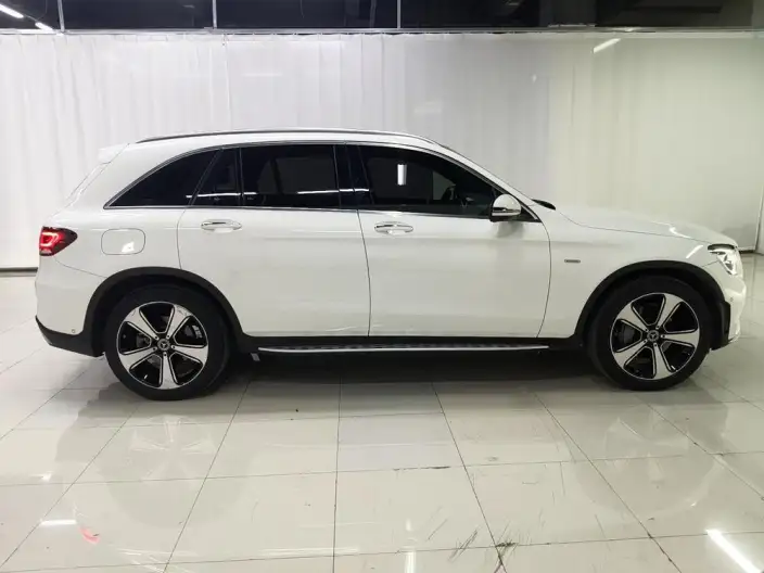 Mercedes-Benz GLC 2022 Model Facelift GLC 300 L 4MATIC Dynamic Model Collector Edition – фото 8