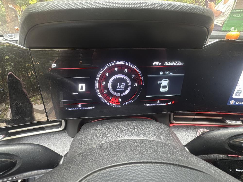 Hyundai Elantra 2021 1.5L CVT LUX Premium – фото 6