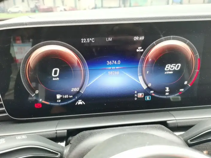 Mercedes-Benz GLE Imported 2023 Model GLE 350 4MATIC Fashion Model – фото 6