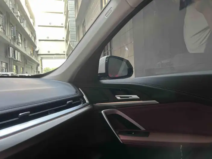 BMW iX 1 2025 Model eDrive25L M Sports Set – фото 8