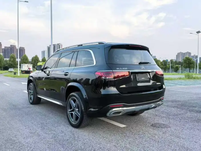 Mercedes-Benz GLS 2023 Model GLS 450 4MATIC Fashion Model – фото 4