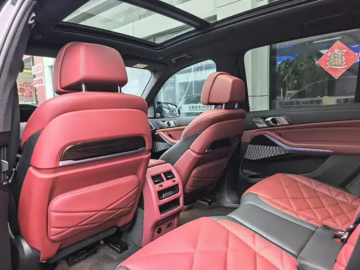 BMW X5 2022 Model xDrive 40Li M Sports Set – фото 10