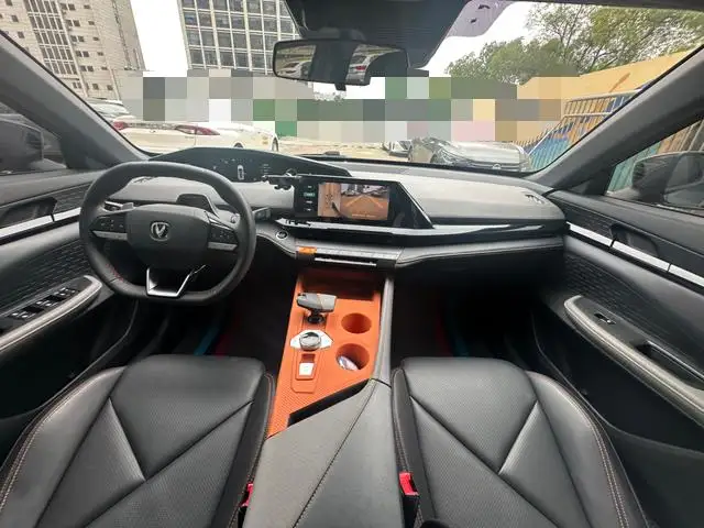 Changan UNI-V 2022 Model 1.5T Smart Pilot Model – фото 10