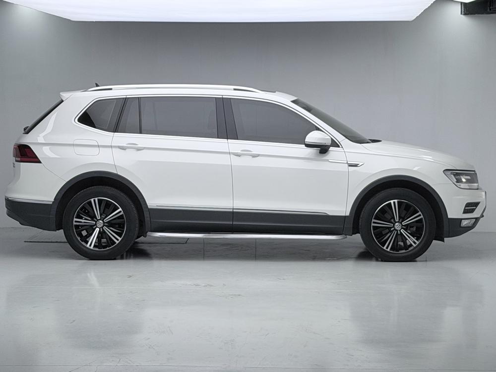 Volkswagen Tiguan L 2019 330TSI Automatic 2WD Panoramic Com f ort China V I – фото 8