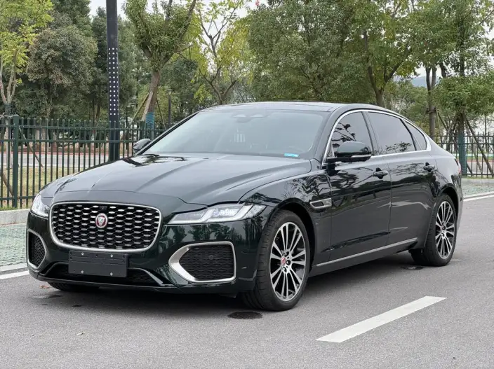 Jaguar XFL 2023 Model 2.0T P250 2WD Exclusive Deluxe Edition