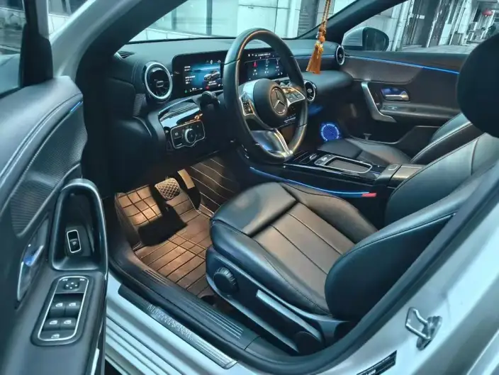 Mercedes-Benz A-class 2024 Model Facelift A 180 L – фото 8