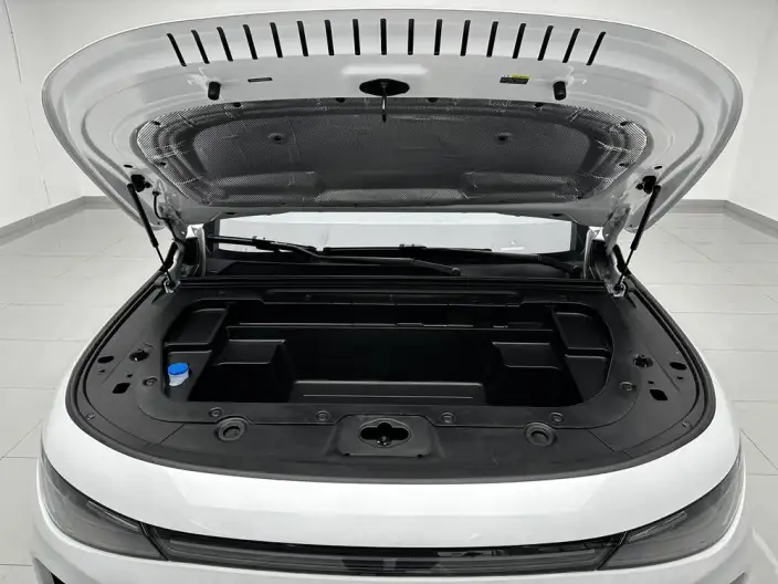 Leapmotor C10 2026 Model EV Edition 605 Yuexiang Edition – фото 10