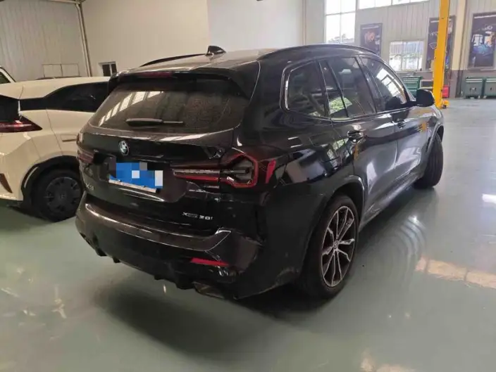 BMW X3 2023 Model xDrive30i Leading Model M Night Set – фото 3