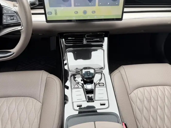 BYD Han EV 2023 Model Champion Edition 605KM Noble Model – фото 8