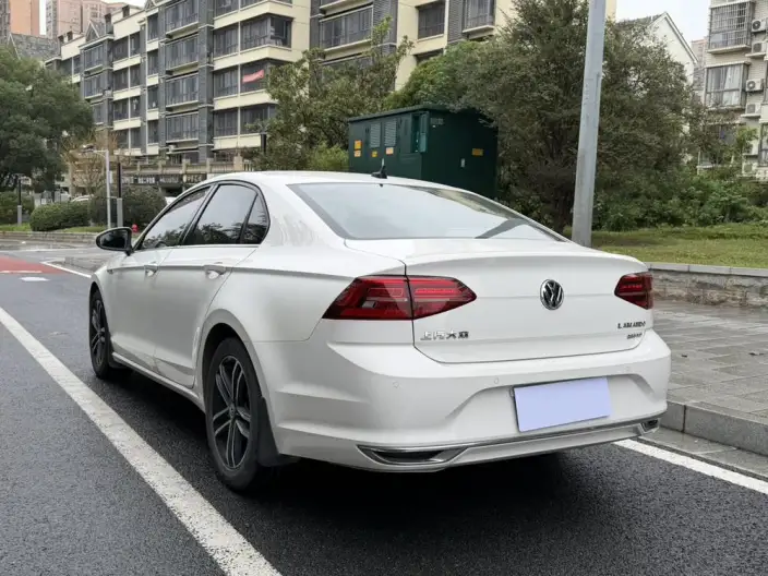 Volkswagen Lamando 2021 Model 280TSI DSG Comfort Edition – фото 4