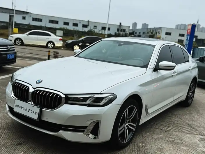 BMW 5 Series 2023 Model 530Li Leading Model Luxury Set – фото 1