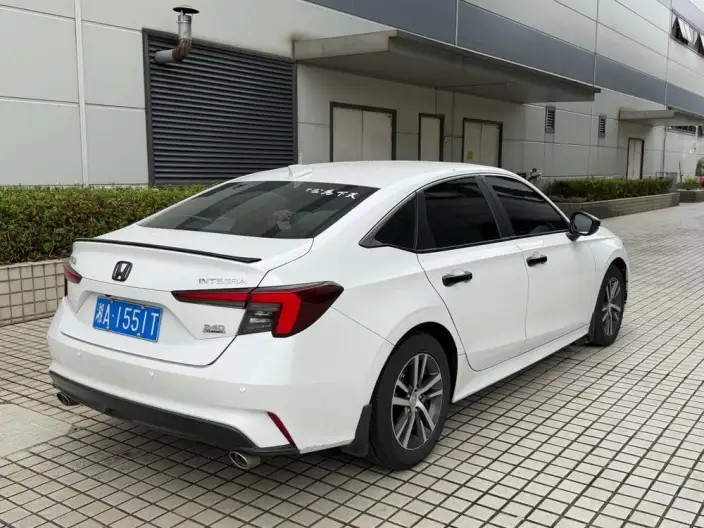 Model Ge 2023 Model 240TURBO CVT Leading version – фото 6