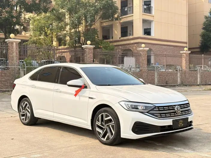 Volkswagen Sagitar 2024 Model 300TSI DSG Beyond Edition – фото 3