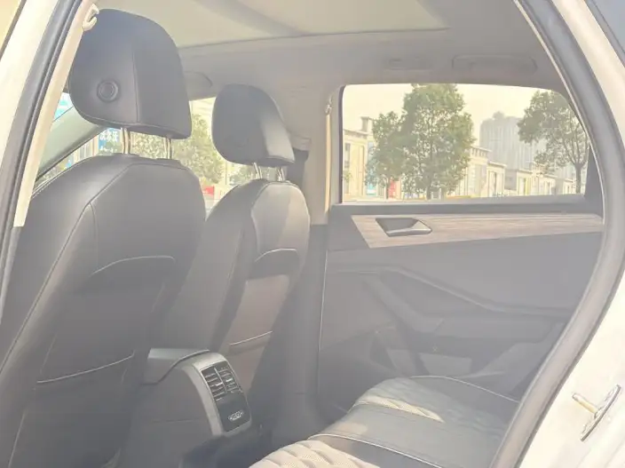 Volkswagen Sagitar 2024 Model 300TSI DSG Beyond Edition – фото 10