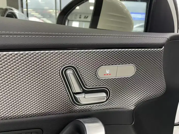 Mercedes-Benz A-class 2022 Model A 180 L Sports sedan – фото 8