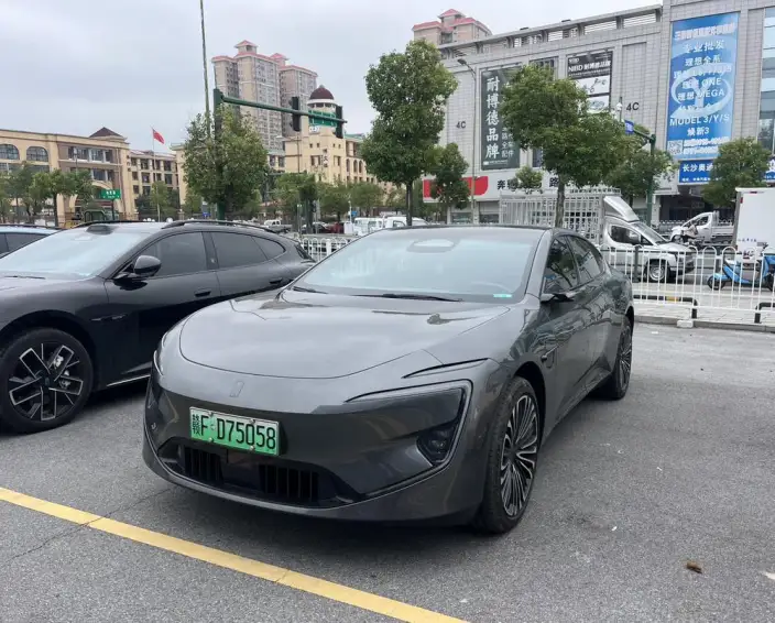 Avita 12 2025 Model Facelift Ultra 4WD EV Edition