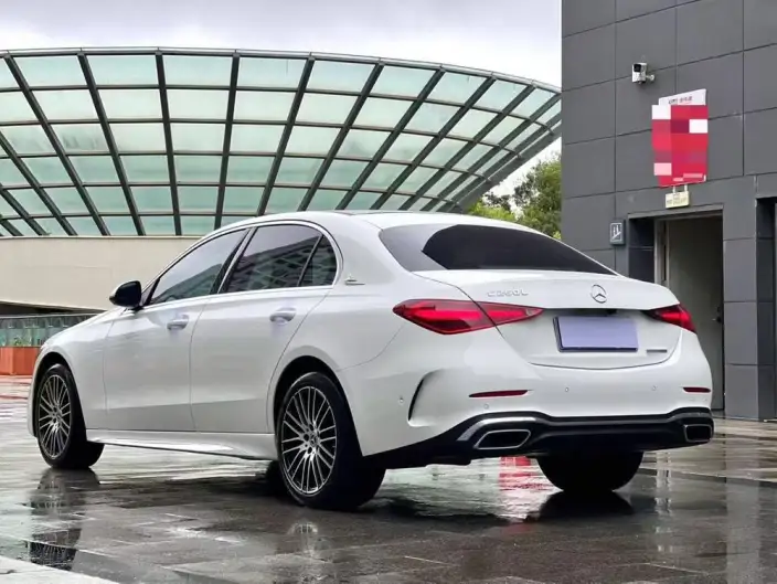 Mercedes-Benz C-Class 2025 Model C 260 L Sports Edition – фото 4