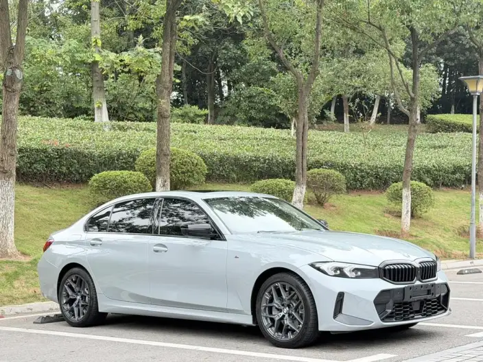 BMW 3 Series 2025 Model 330Li M Sports Night Set – фото 3