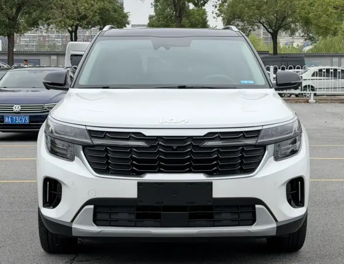 Kia Seltos 2023 Model 1.5L IVT Premium Edition