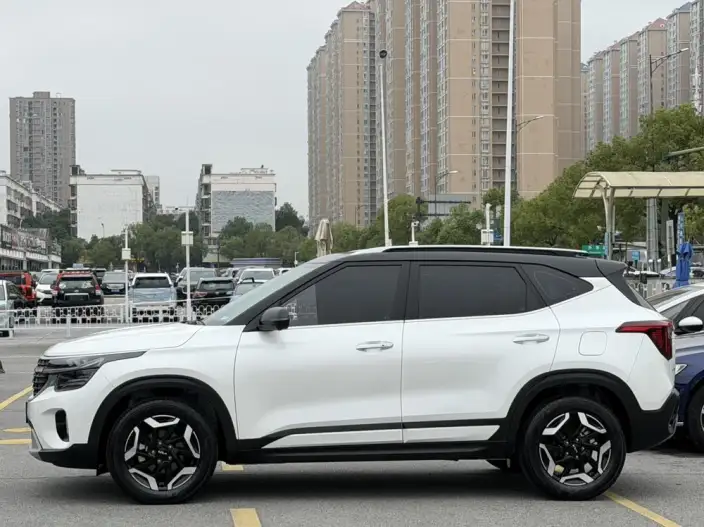 Kia Seltos 2023 Model 1.5L IVT Premium Edition