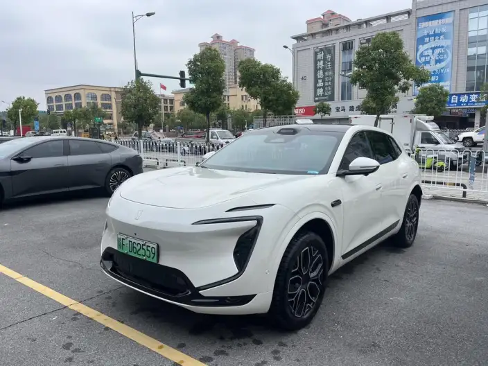 Avatr 07 L 2027 Model Max+ EV Edition