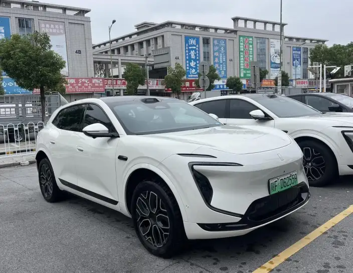 Avatr 07 L 2027 Model Max+ EV Edition