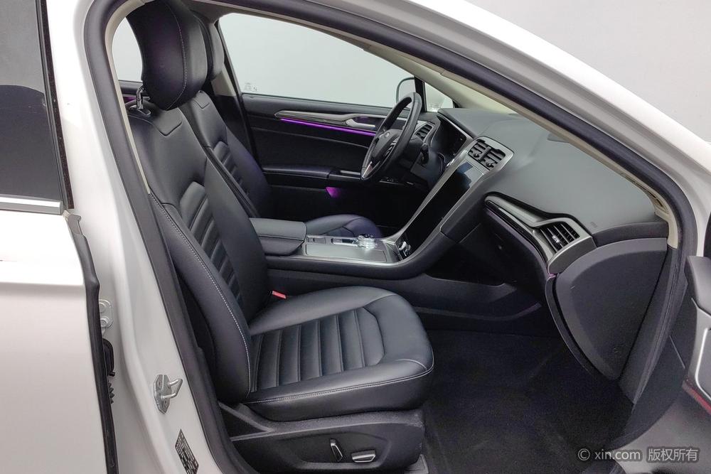 Ford Mondeo 2020 EcoBoost 180 Fashion – фото 24