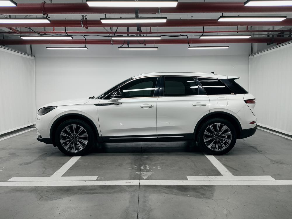 Lincoln Corsair 2022 2.0T 2WD Premium Elegant