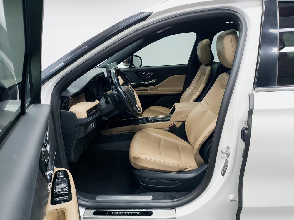 Lincoln Corsair 2022 2.0T 2WD Premium Elegant – фото 17