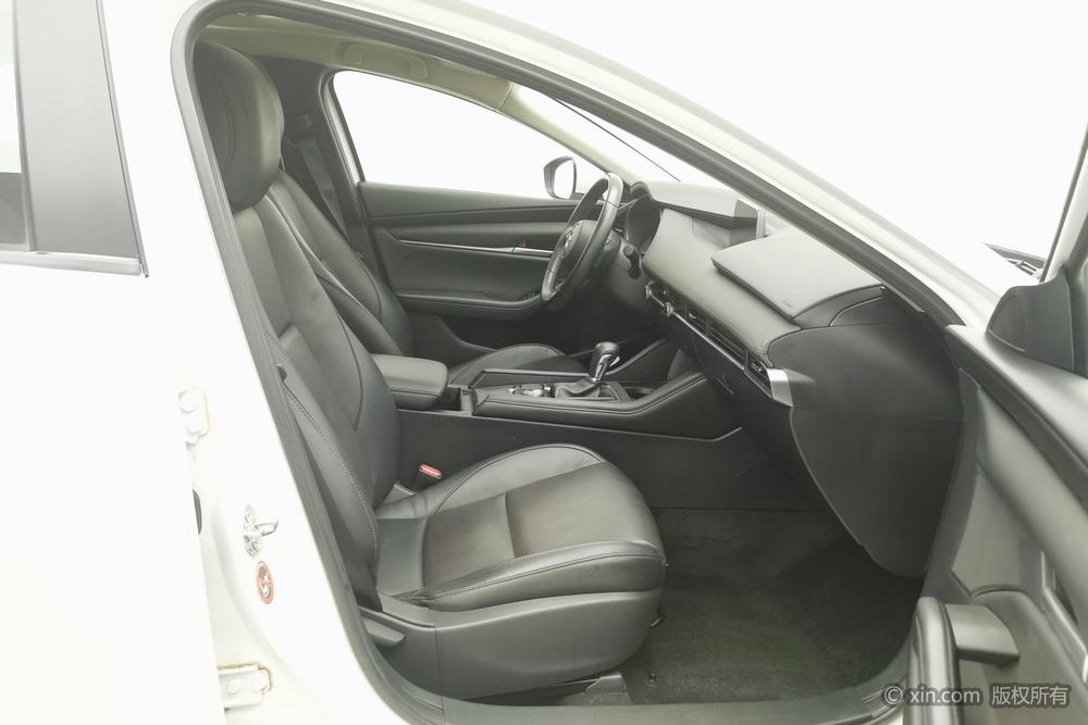 Mazda3 Axela 2020 1.5L Automatic Quality – фото 10