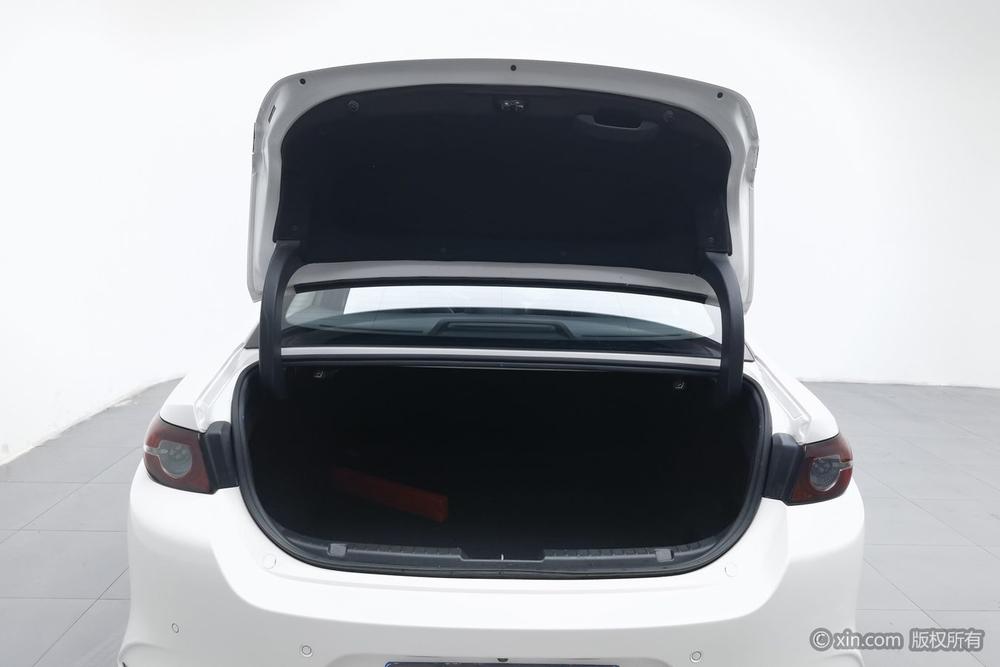 Mazda3 Axela 2020 1.5L Automatic Quality – фото 24