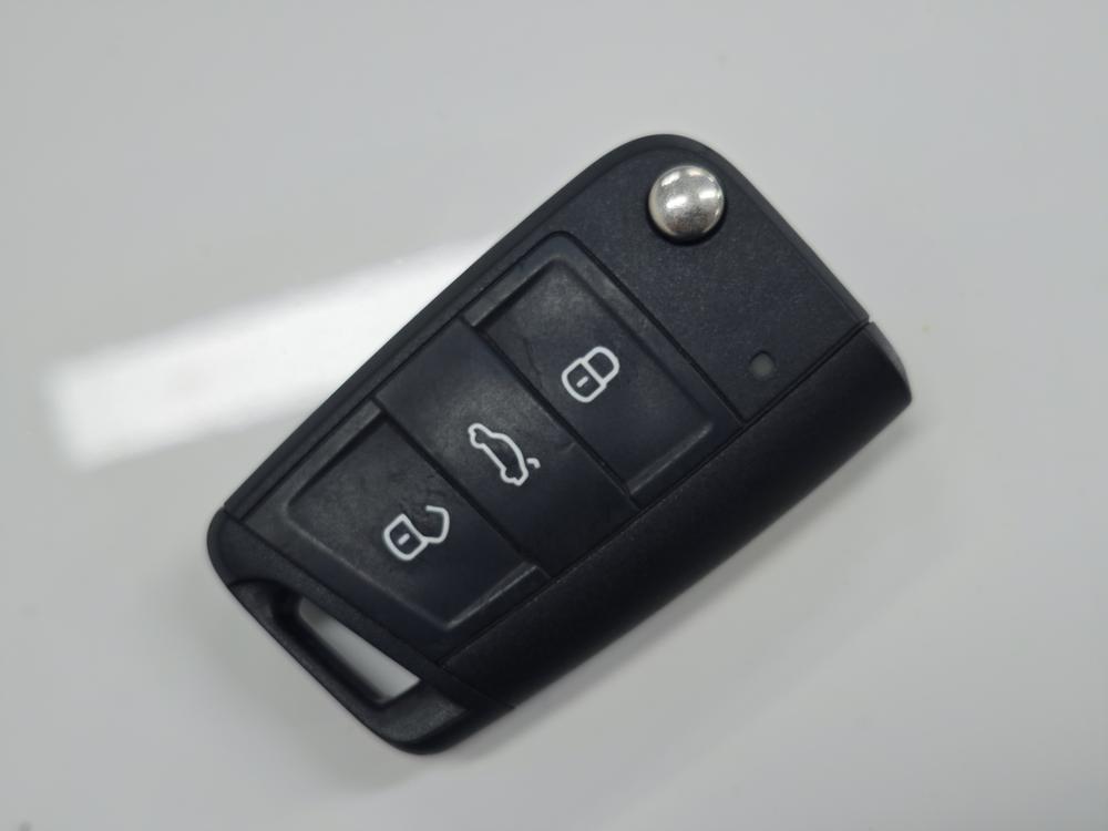 Volkswagen Lamando 2015 230TSI DSG Style – фото 11
