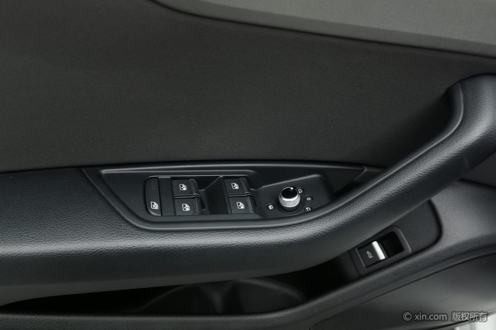 Audi A4L 2018 30th Anniversary 30 TFSI Entry – фото 23
