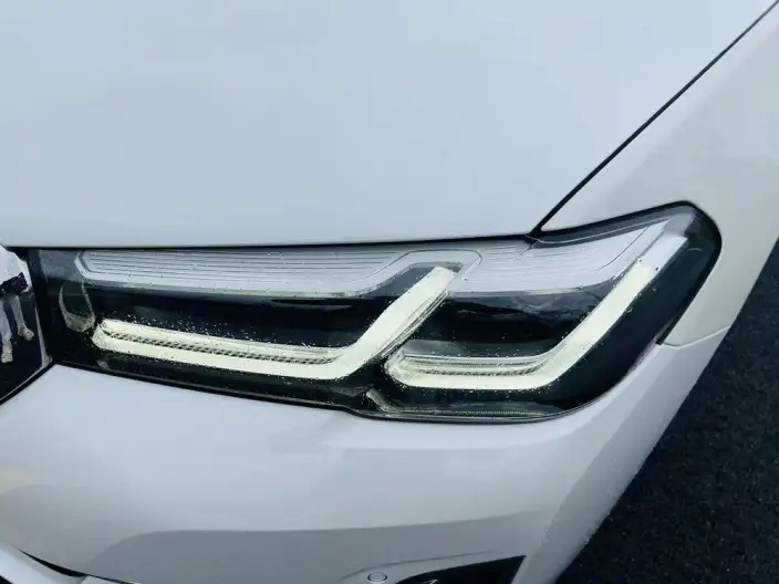 BMW 5 Series 2022 Model 530Li xDrive Luxury Set – фото 7