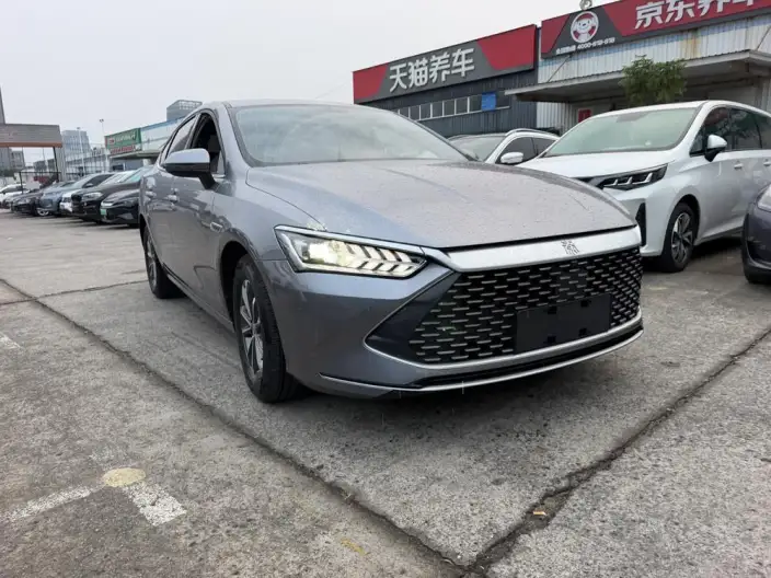 BYD Qin PLUS DM 2023 Model DM-i Champion Edition 55KM Leading Model – фото 3