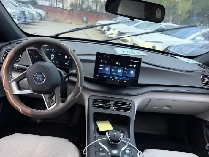 BYD Qin PLUS DM 2023 Model DM-i Champion Edition 55KM Leading Model – фото 9