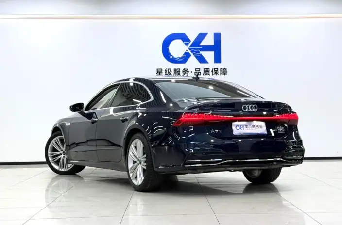 Audi A7 L 2024 Model 45 TFSI quattro Luxury Model – фото 4