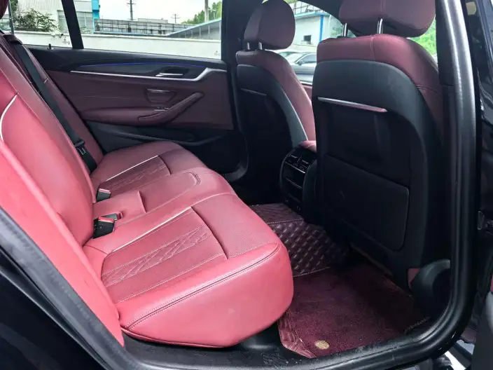 BMW 5 Series 2023 Model 530Li Leading Model M Sports Set – фото 6