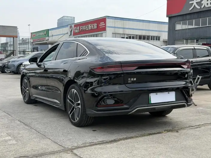 BYD Han EV 2023 Model Champion Edition 506KM Noble Model – фото 4