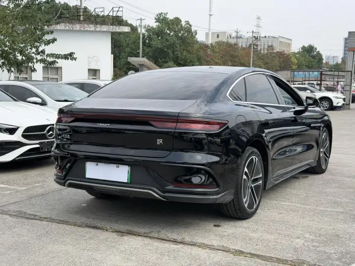 BYD Han EV 2023 Model Champion Edition 506KM Noble Model – фото 6