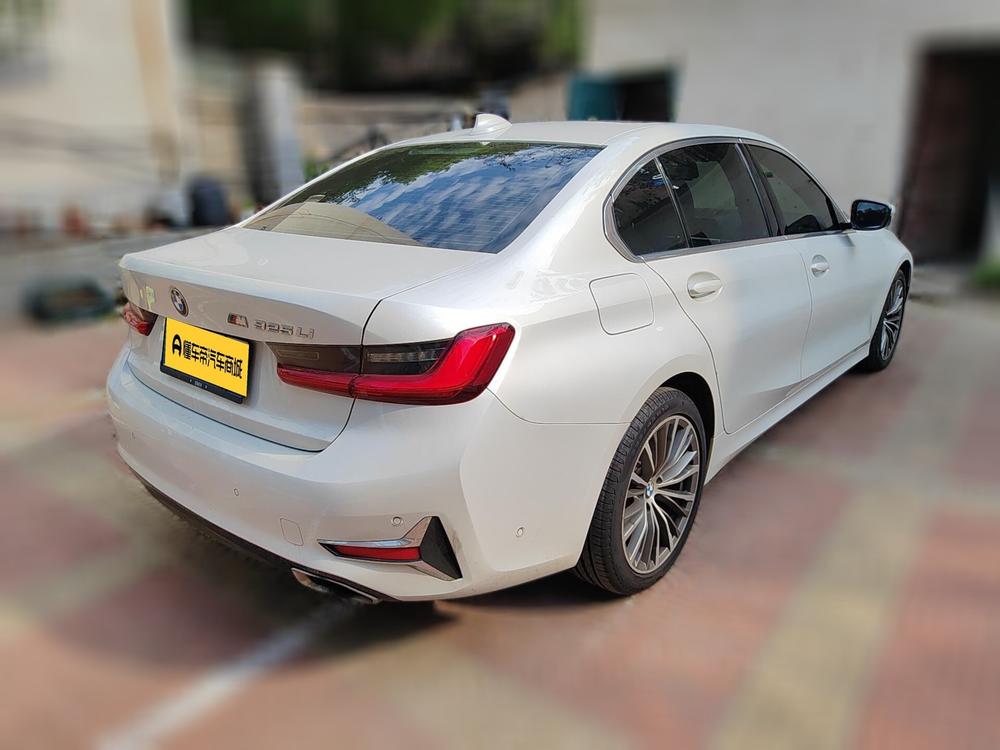BMW 3 Series Модель 2020 года 325Li First Edition Edition