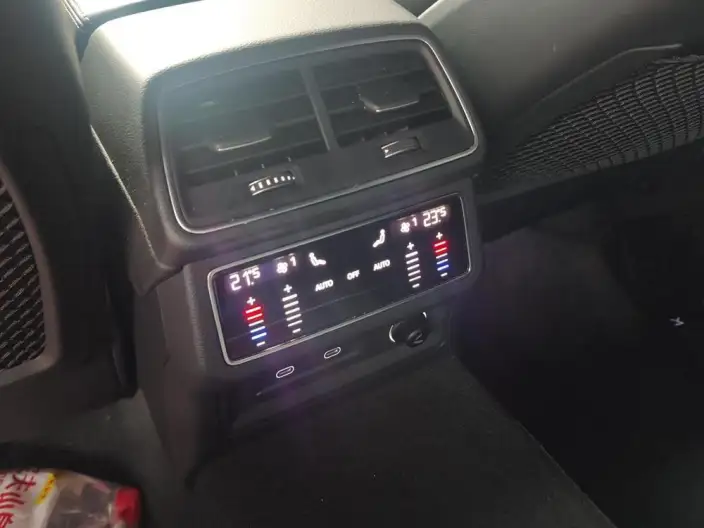 Audi A7 L 2022 Model 55 TFSI quattro S-line edition one First Edition – фото 9