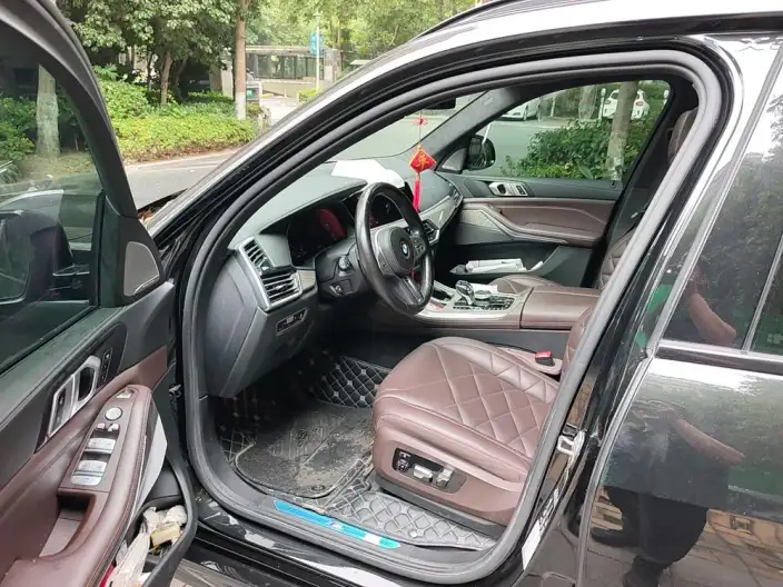 BMW X5 2022 Model xDrive 40Li M Sports Set – фото 10