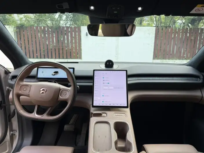 NIO ES6 2023 Model 75kWh – фото 9