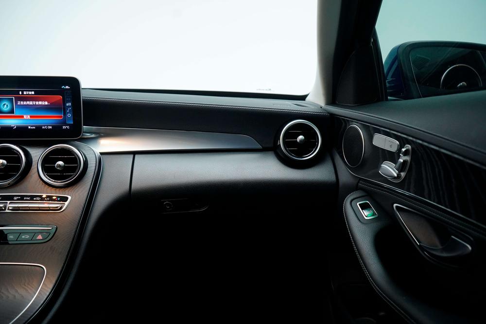 Mercedes-Benz C-Class 2019 Facelift C 260 L Sport – фото 9