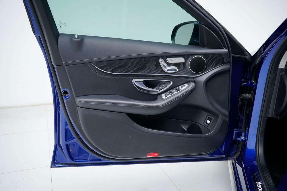 Mercedes-Benz C-Class 2019 Facelift C 260 L Sport – фото 11